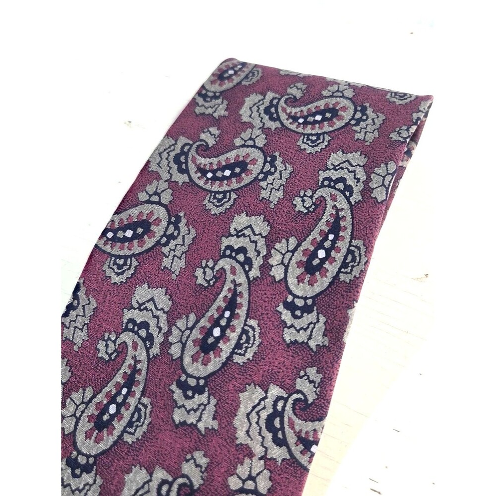 Giorgio Armani Cravatte Tie 100% Silk Red Paisley Made In Italy Mens Designer - Picture 6 of 11